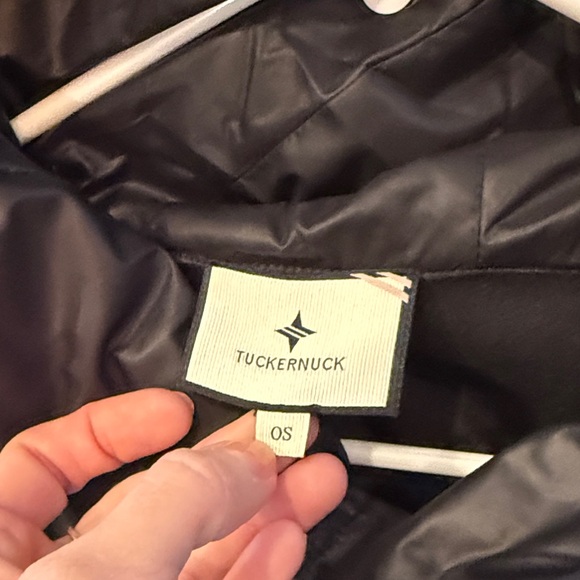 Tuckernuck Black Hooded Cape with Toggle Closure - Picture 5 of 6